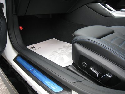2025 BMW I4 thumbnail 43