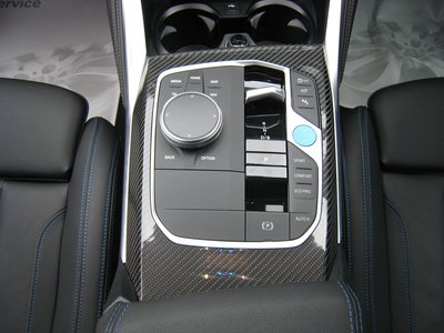 2025 BMW I4 thumbnail 40