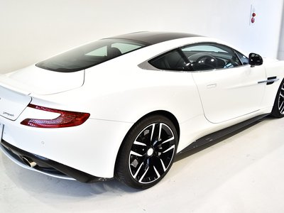 ASTON MARTIN VANQUISH - 7