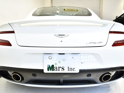 ASTON MARTIN VANQUISH - 8