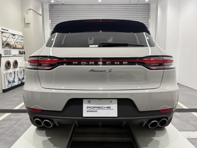 PORSCHE MACAN - 5