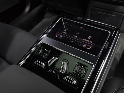 2023 AUDI A8 thumbnail 19