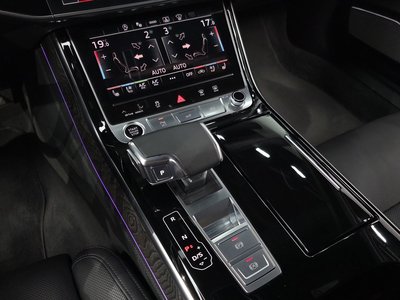 2023 AUDI A8 photo 9