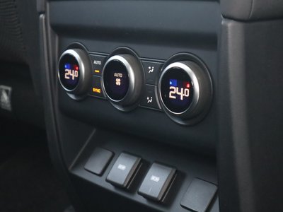 2023 LAND Rover DEFENDER thumbnail 63