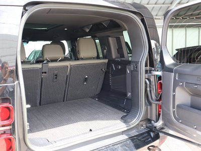 2023 LAND Rover DEFENDER thumbnail 44