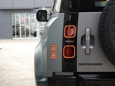 2023 LAND Rover DEFENDER thumbnail 19