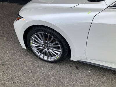 2023 Lexus IS thumbnail 43