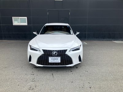 2023 Lexus IS 照片 2