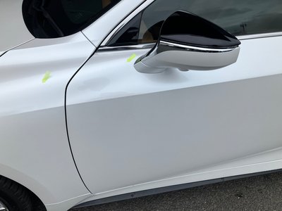 2023 Lexus IS thumbnail 39