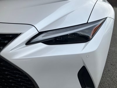 2023 Lexus IS thumbnail 11