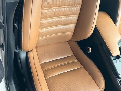 2023 Lexus IS thumbnail 17