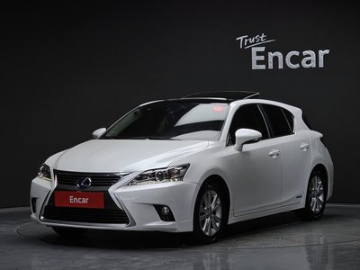 LEXUS CT - 1