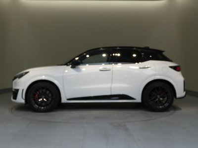 2025 Lexus LBX — миниатюра 29