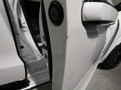 2025 Lexus LBX — миниатюра 23