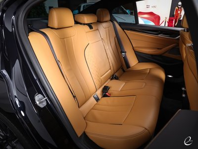BMW 5 SERIES - 6