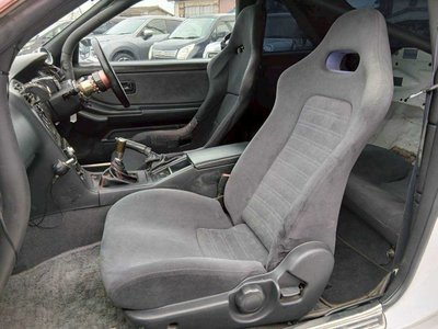 NISSAN SKYLINE GT-R - 6