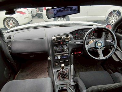 NISSAN SKYLINE GT-R - 7