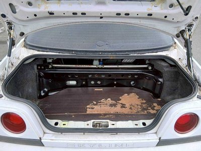 NISSAN SKYLINE GT-R - 9