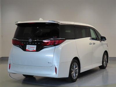 TOYOTA ALPHARD - 3