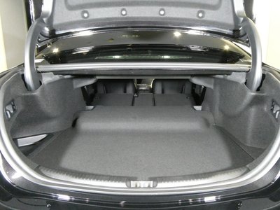 2026 Mercedes-BENZ C-CLASS AMG thumbnail 77
