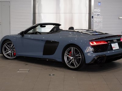 AUDI R8 SPYDER - 9