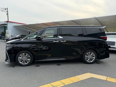 TOYOTA ALPHARD - 3