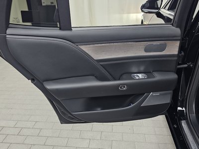 2022 Genesis G90 (RS4) thumbnail 15