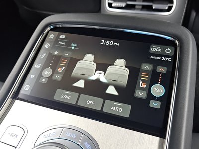 2022 Genesis G90 (RS4) thumbnail 32