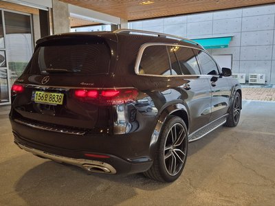 MERCEDES-BENZ GLS - 4