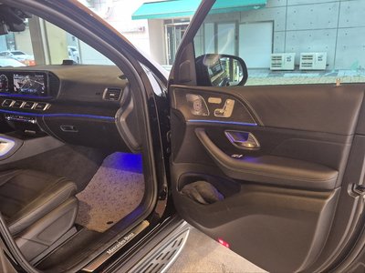 MERCEDES-BENZ GLS - 8