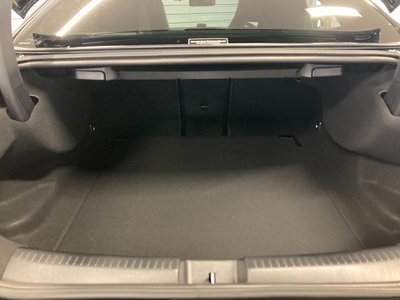 MERCEDES-BENZ CLA - 10