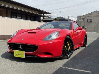 FERRARI CALIFORNIA - 1