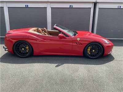 FERRARI CALIFORNIA - 9
