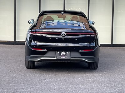 صورة 8 لـ 2025 Toyota CROWN CROSSOVER