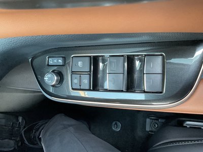 صورة مصغرة 31 لـ 2025 Toyota CROWN CROSSOVER
