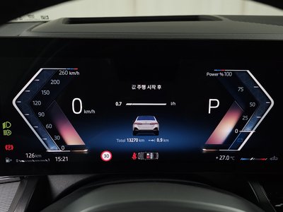 2025 BMW 5 SERIES 缩略图 11