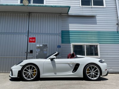2020 Porsche 718 — миниатюра 14