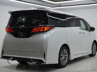 TOYOTA ALPHARD - 5