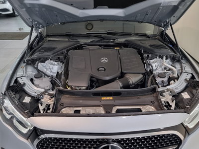 MERCEDES-BENZ E-CLASS - 7