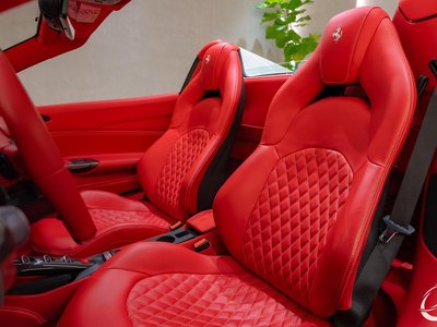 2017 FERRARI 488 SPIDER thumbnail 38