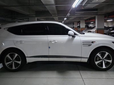 GENESIS GV80 - 3