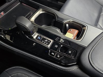صورة مصغرة 12 لـ 2025 Lexus NX