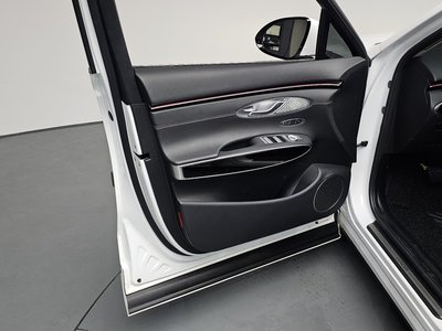 صورة مصغرة 14 لـ 2024 Genesis GV70