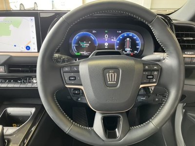 صورة 7 لـ 2023 Toyota CROWN SPORT