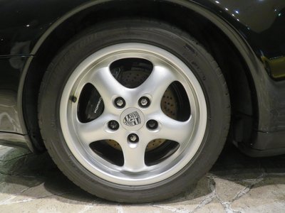 PORSCHE 911 - 8