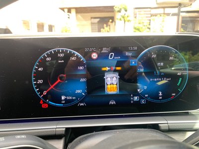 MERCEDES-BENZ GLE - 7