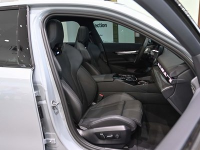 2025 BMW I5 缩略图 13