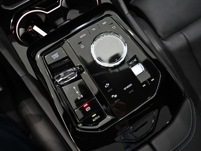 2025 BMW I5 缩略图 11