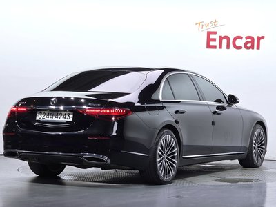 2022 Mercedes-BENZ S-CLASS photo 4