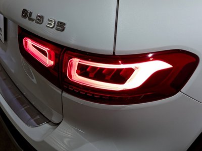 MERCEDES-BENZ GLB AMG - 10